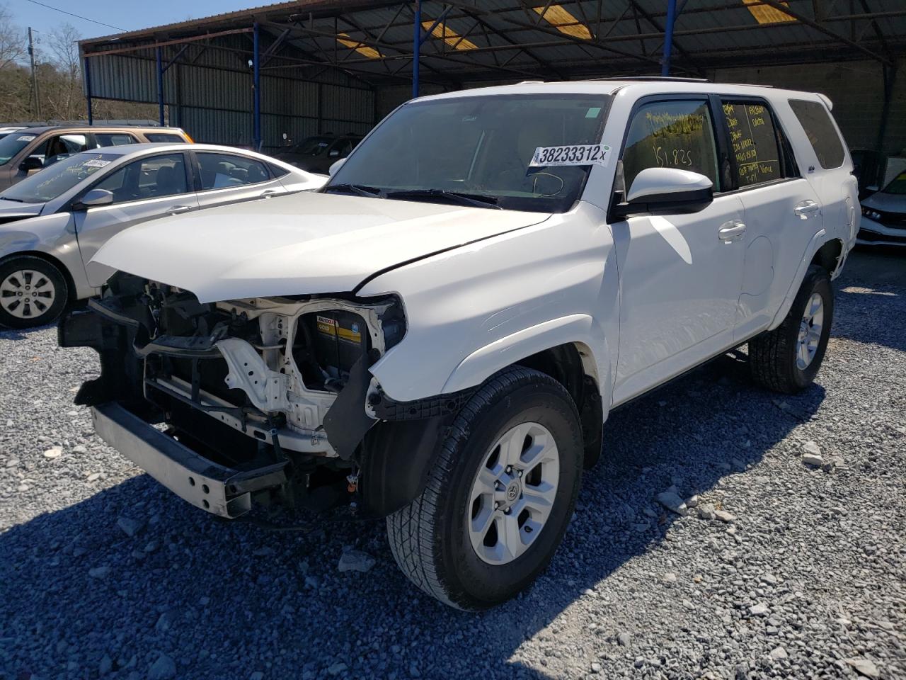 Photo 2 from auction – 2015 TOYOTA 4RUNNER SR with VIN JTEZU5JR9F5103205