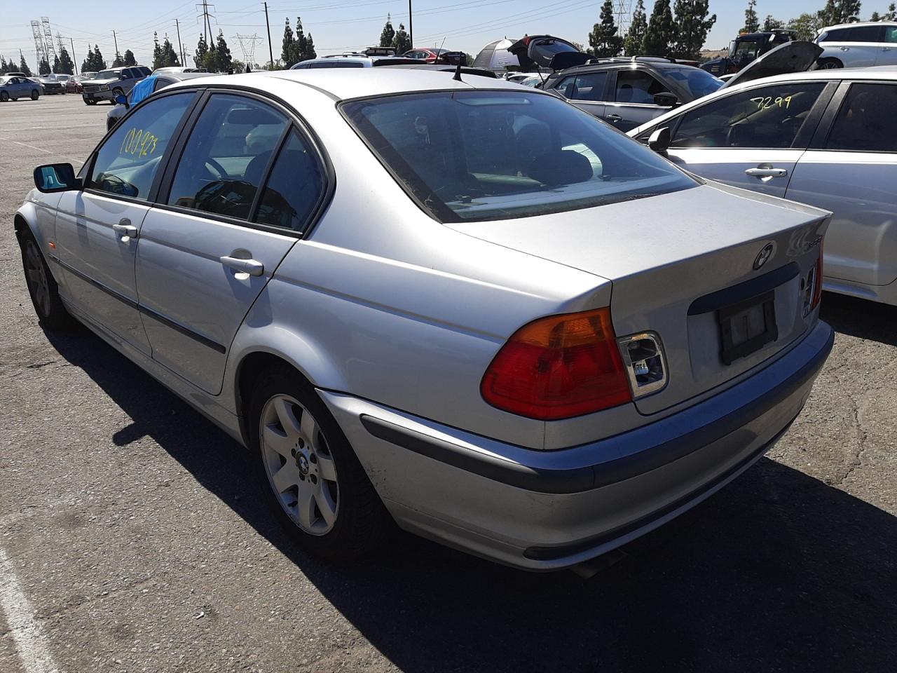 Photo 3 from auction – 2000 BMW 323 I with VIN WBAAM3342YCA94417
