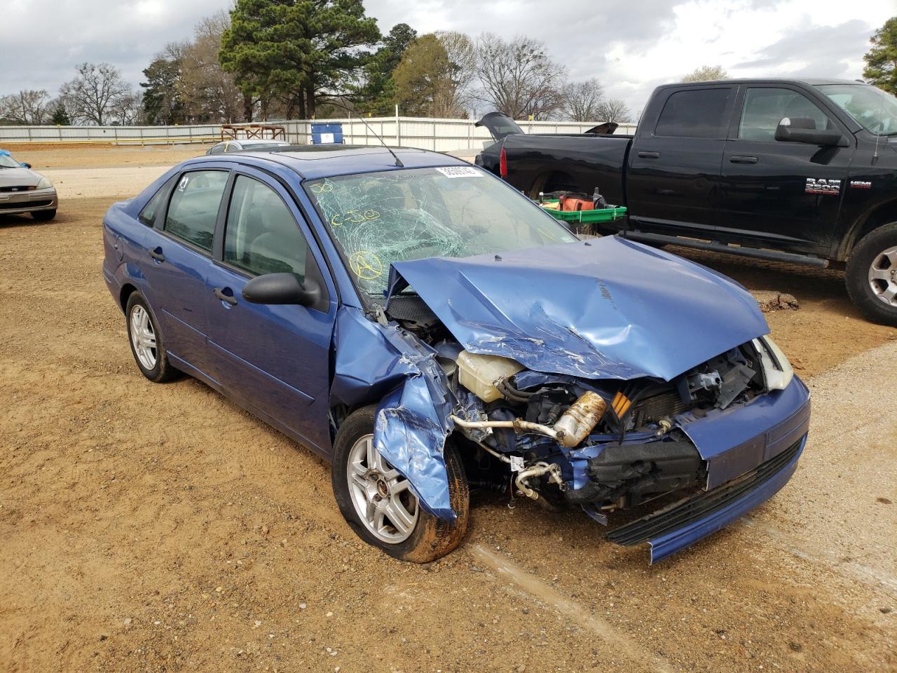 FORD FOCUS 2002 with VIN 1FAFP34302W168223 - Photo from auction