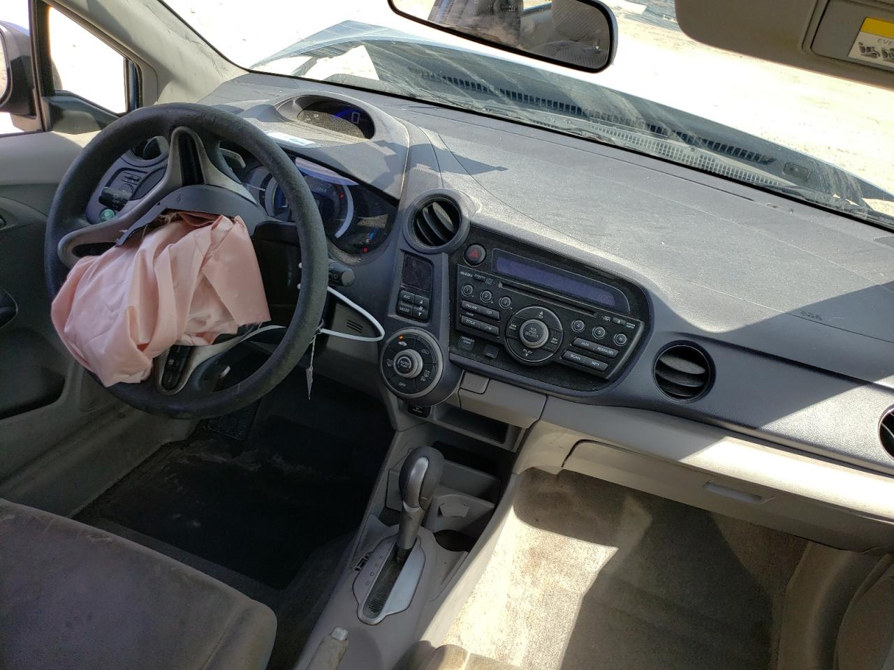 Photo 9 from auction – 2010 HONDA INSIGHT EX with VIN JHMZE2H78AS033855