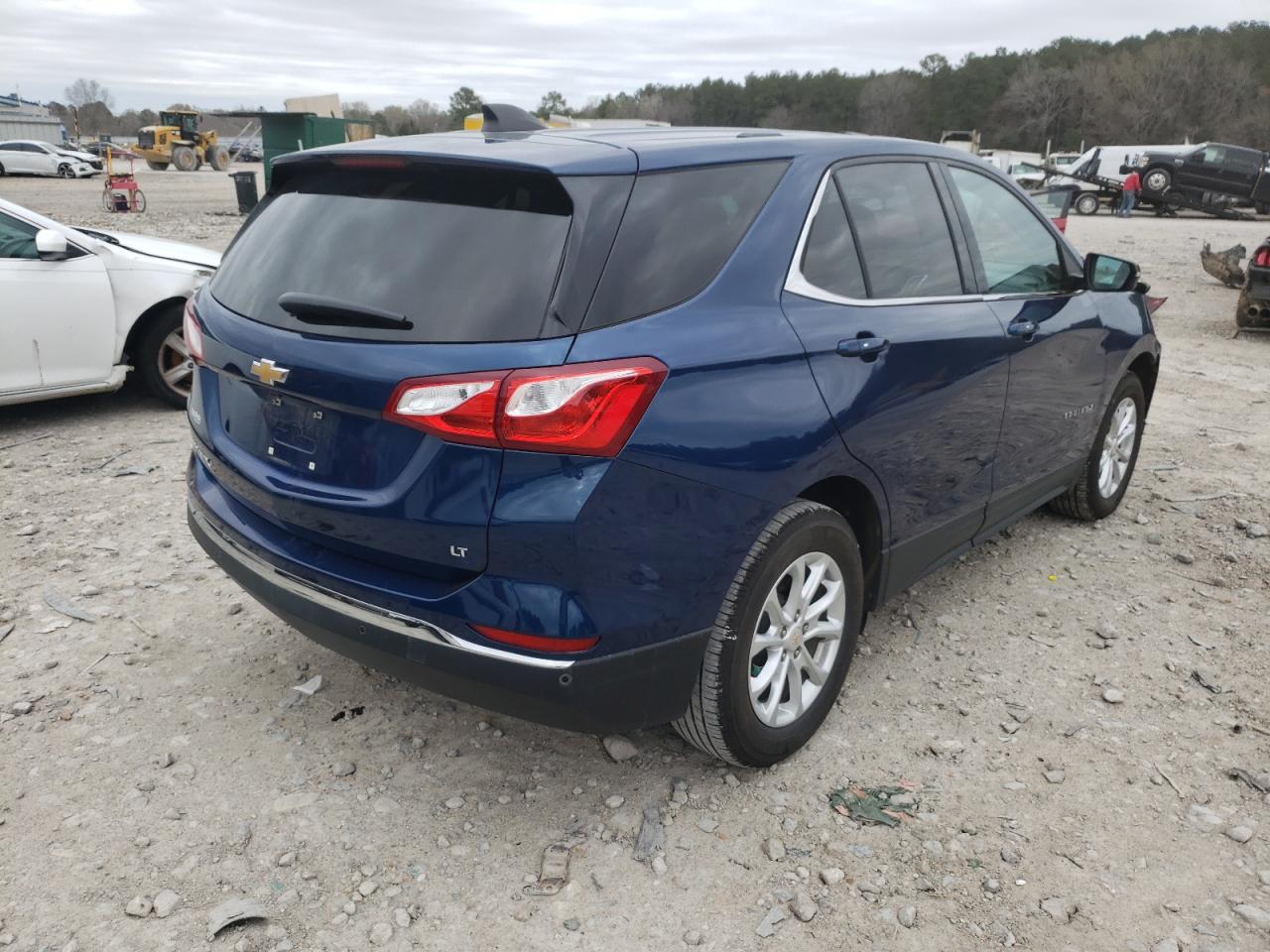 Photo 4 from auction – 2019 CHEVROLET EQUINOX LT with VIN 2GNAXKEV8K6115107