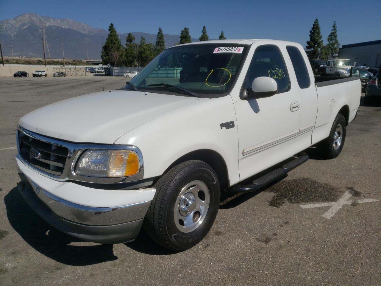 Photo 2 from auction – 2003 FORD F150 with VIN 1FTRX17263NB45003