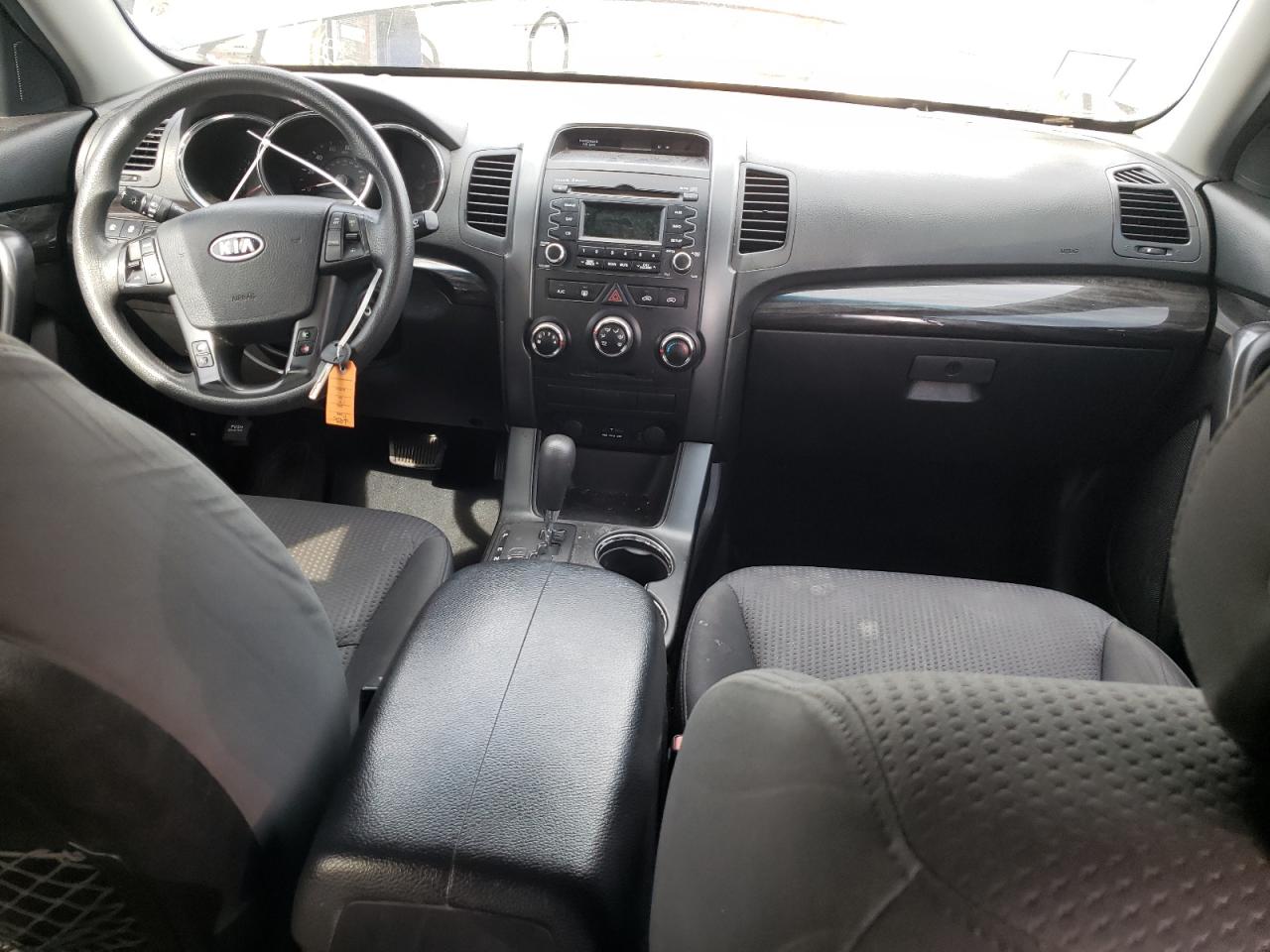 Photo 9 from auction – 2012 KIA SORENTO BA with VIN 5XYKT3A15CG199635