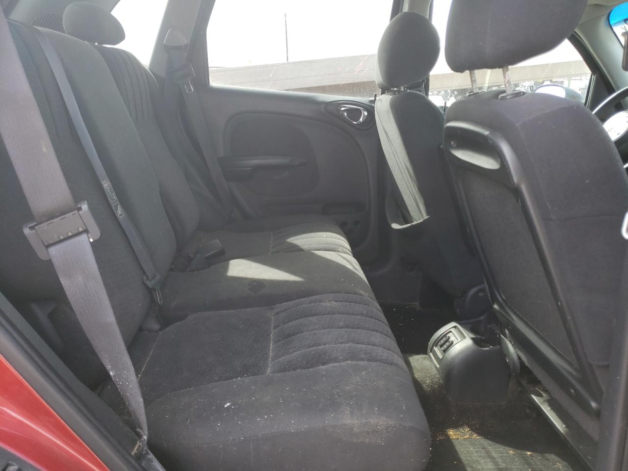 Photo 6 from auction – 2003 CHRYSLER PT CRUISER with VIN 3C4FY58B43T639737