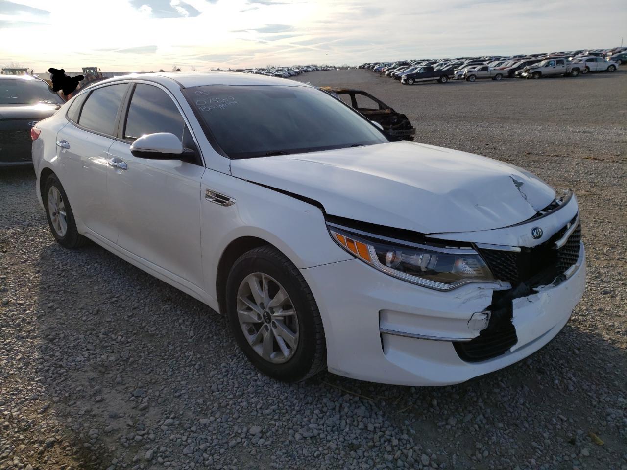 Photo 1 from auction – 2016 KIA OPTIMA LX with VIN KNAGT4L3XG5074619