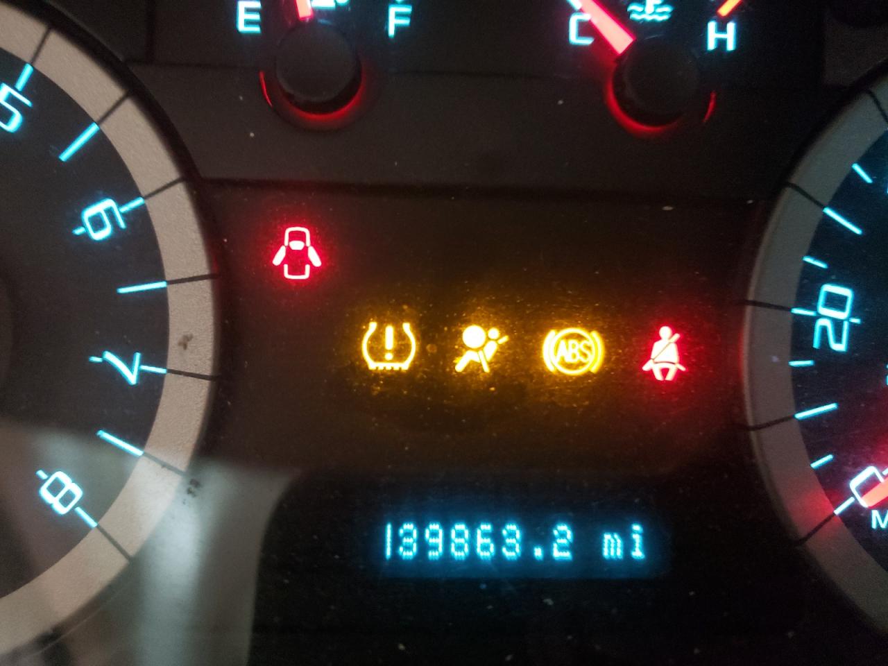 Photo 8 from auction – 2012 FORD ESCAPE XLT with VIN 1FMCU9D71CKC26873