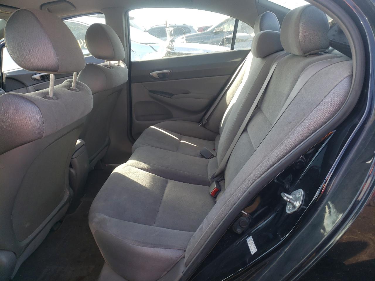 Photo 6 from auction – 2008 HONDA CIVIC LX with VIN 1HGFA16558L111137