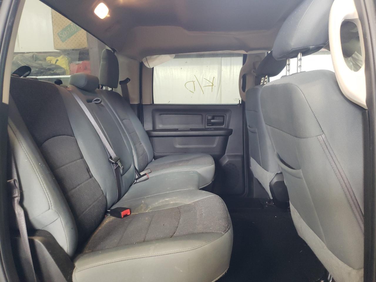 Photo 6 from auction – 2019 RAM 1500 CLASS with VIN 3C6RR7KT6KG629927