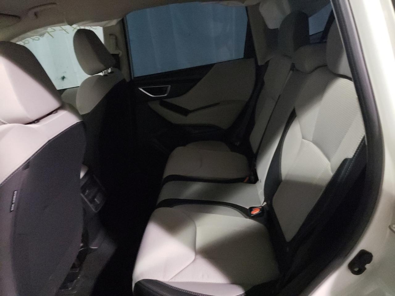 Photo 6 from auction – 2019 SUBARU FORESTER with VIN JF2SKACC4KH582365
