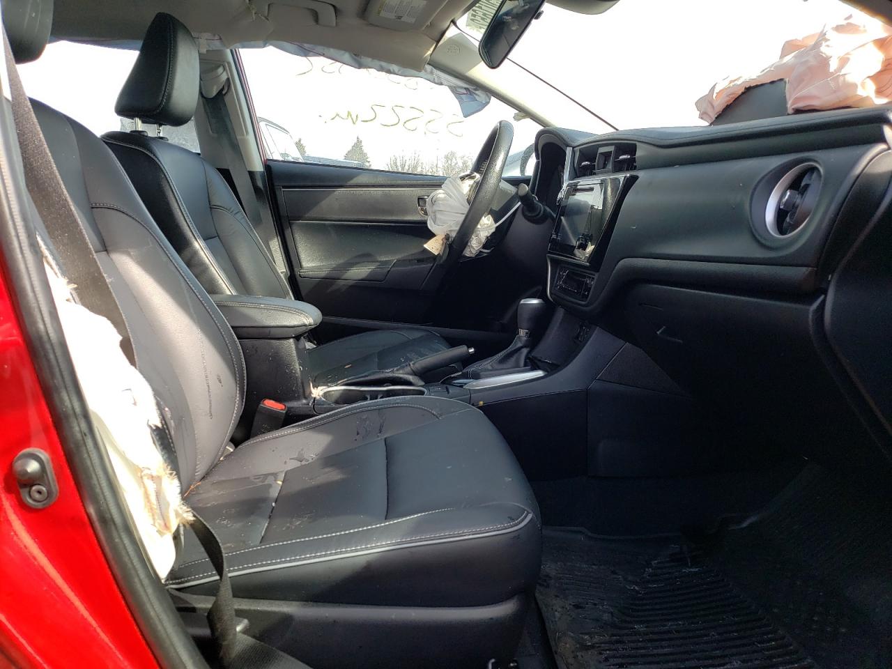 Photo 5 from auction – 2019 TOYOTA COROLLA L with VIN 2T1BURHE3KC208237
