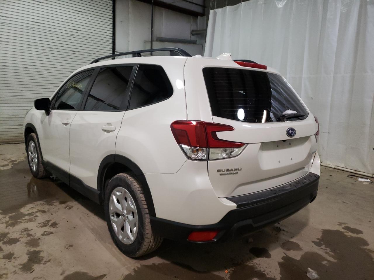 Photo 3 from auction – 2019 SUBARU FORESTER with VIN JF2SKACC4KH582365