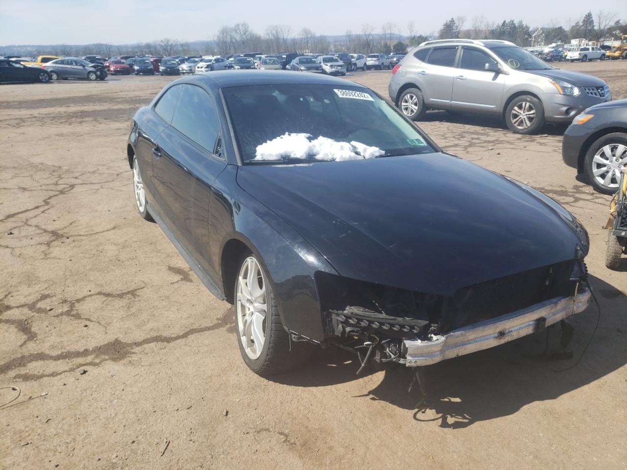 AUDI A5 PREMIUM 2011 with VIN WAULFAFR9BA070551 - Photo from auction
