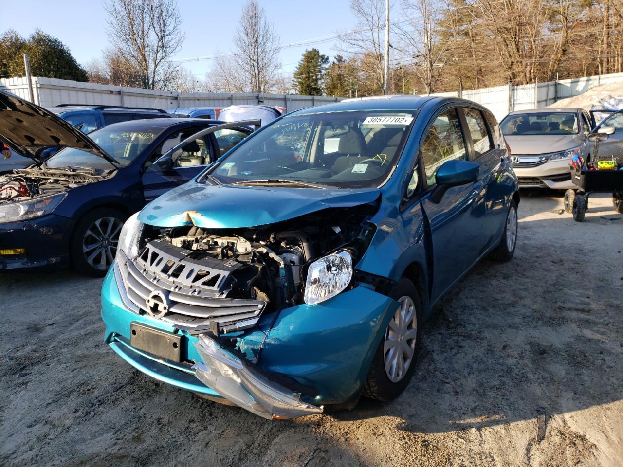 Photo 2 from auction – 2015 NISSAN VERSA NOTE with VIN 3N1CE2CP2FL441324