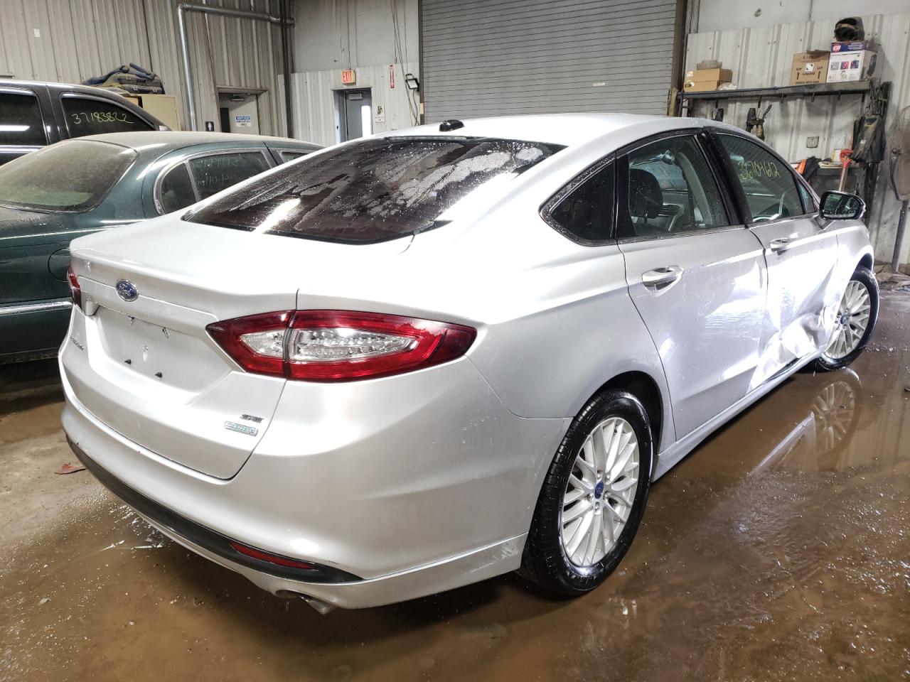 Photo 4 from auction – 2014 FORD FUSION SE with VIN 3FA6P0HD8ER140646