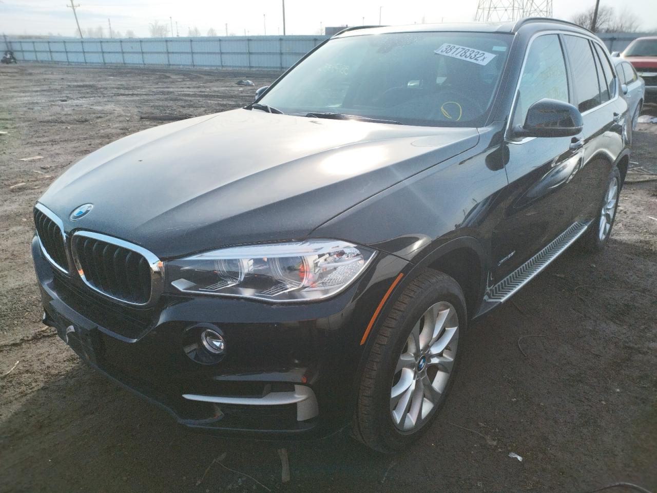 Photo 2 from auction – 2016 BMW X5 XDRIVE3 with VIN 5UXKR0C50G0P32417