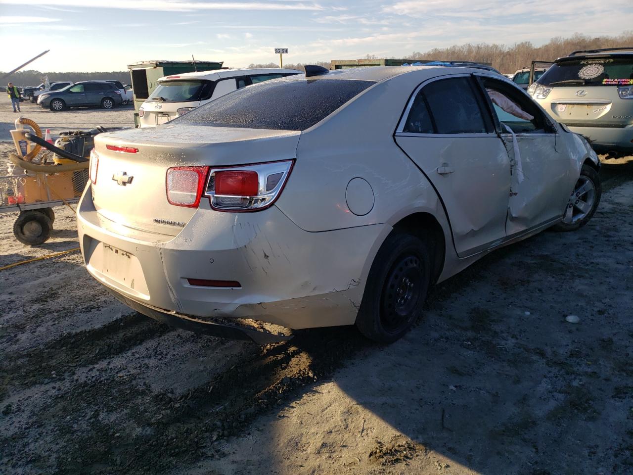 Photo 4 from auction – 2015 CHEVROLET MALIBU LS with VIN 1G11A5SL8FF161491
