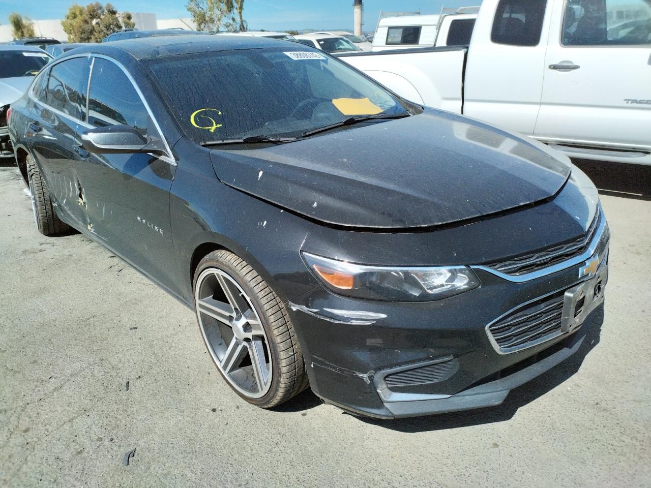 CHEVROLET MALIBU LT 2018 with VIN 1G1ZD5ST6JF228625 - Photo from auction