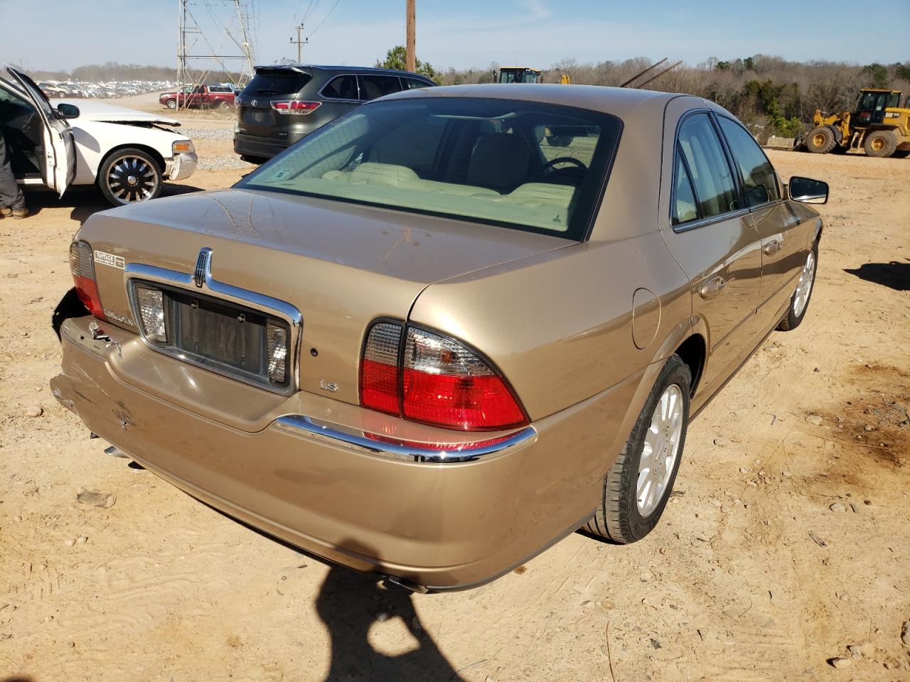 Photo 4 from auction – 2005 LINCOLN LS with VIN 1LNHM86S05Y626618