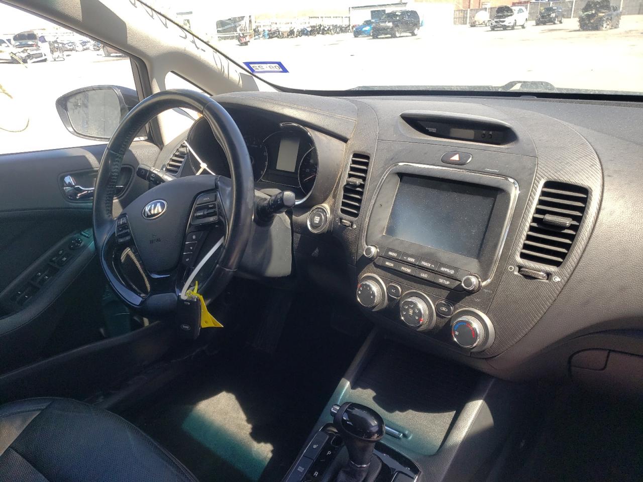 Photo 9 from auction – 2017 KIA FORTE EX with VIN KNAFX5A84H5669553