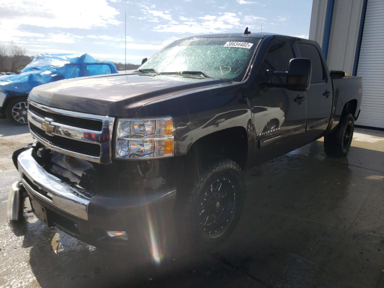 Photo 2 from auction – 2011 CHEVROLET SILVERADO with VIN 3GCPKSE30BG154598
