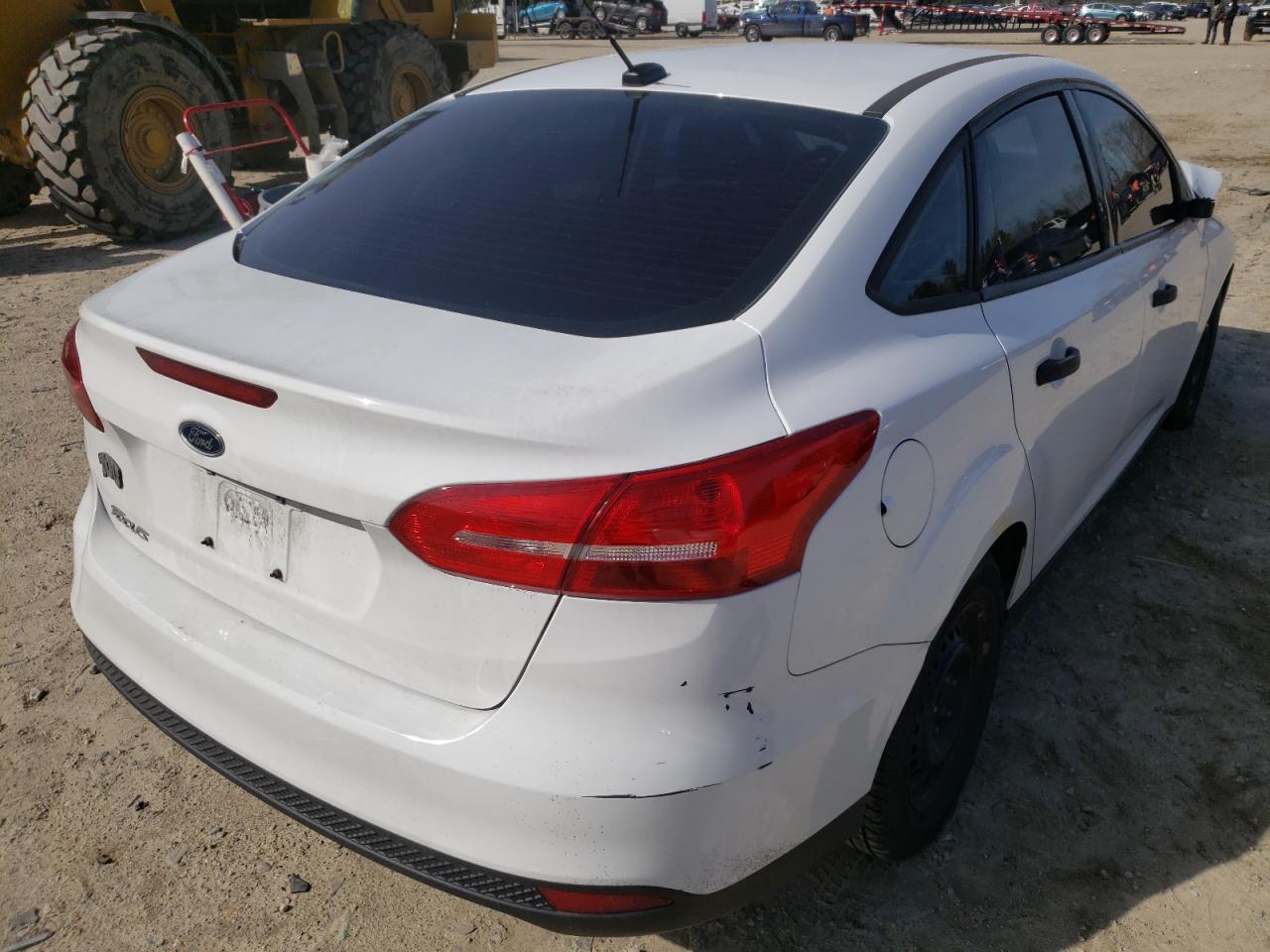 Photo 4 from auction – 2018 FORD FOCUS S with VIN 1FADP3E24JL204072