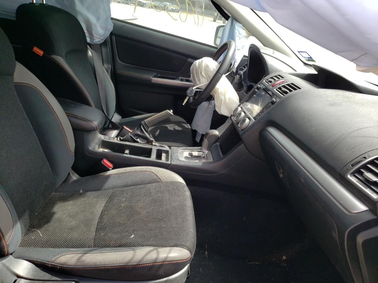 Photo 5 from auction – 2016 SUBARU CROSSTREK with VIN JF2GPADC9G8311511
