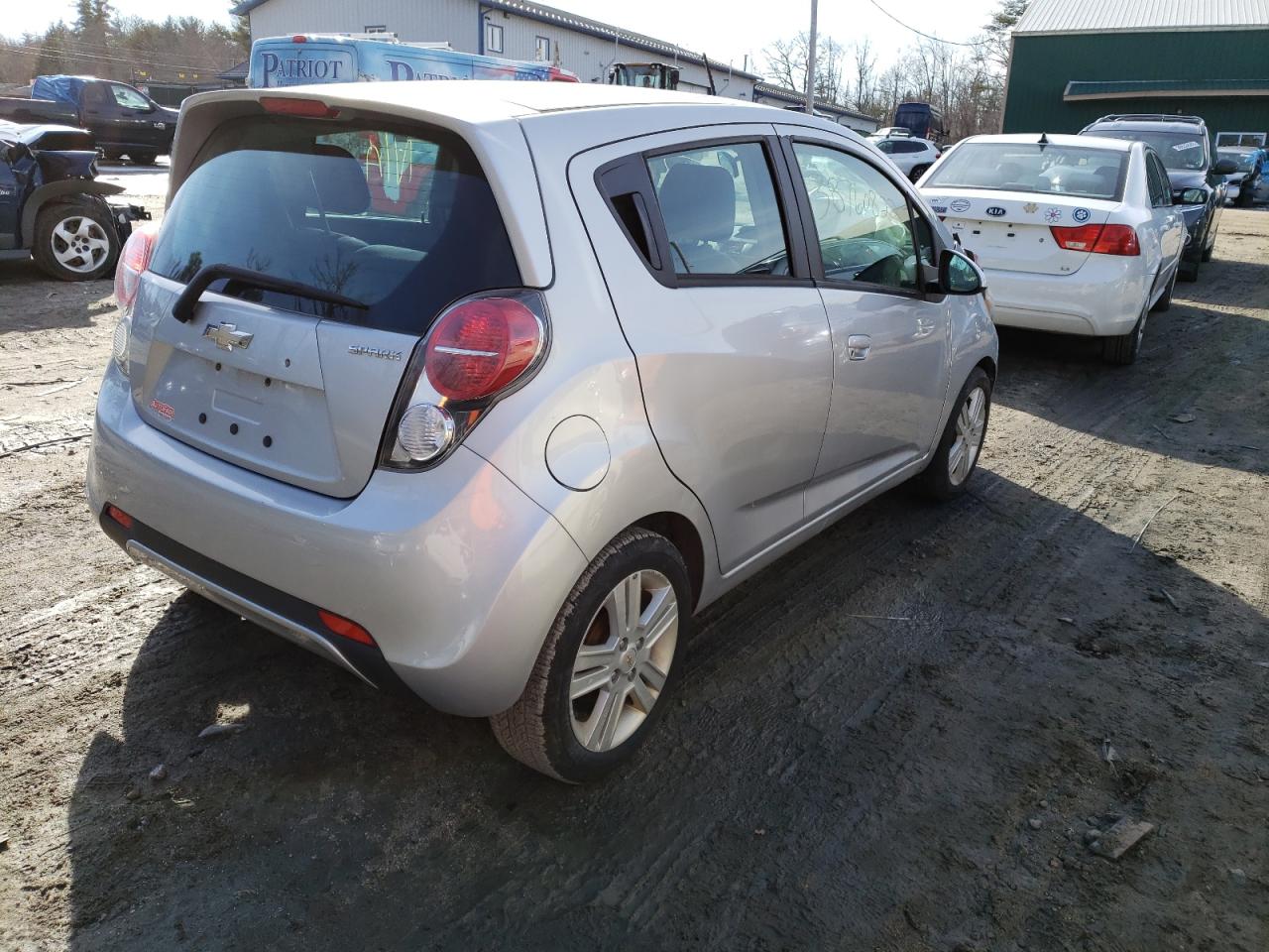 Photo 4 from auction – 2015 CHEVROLET SPARK 1LT with VIN KL8CD6S95FC749974