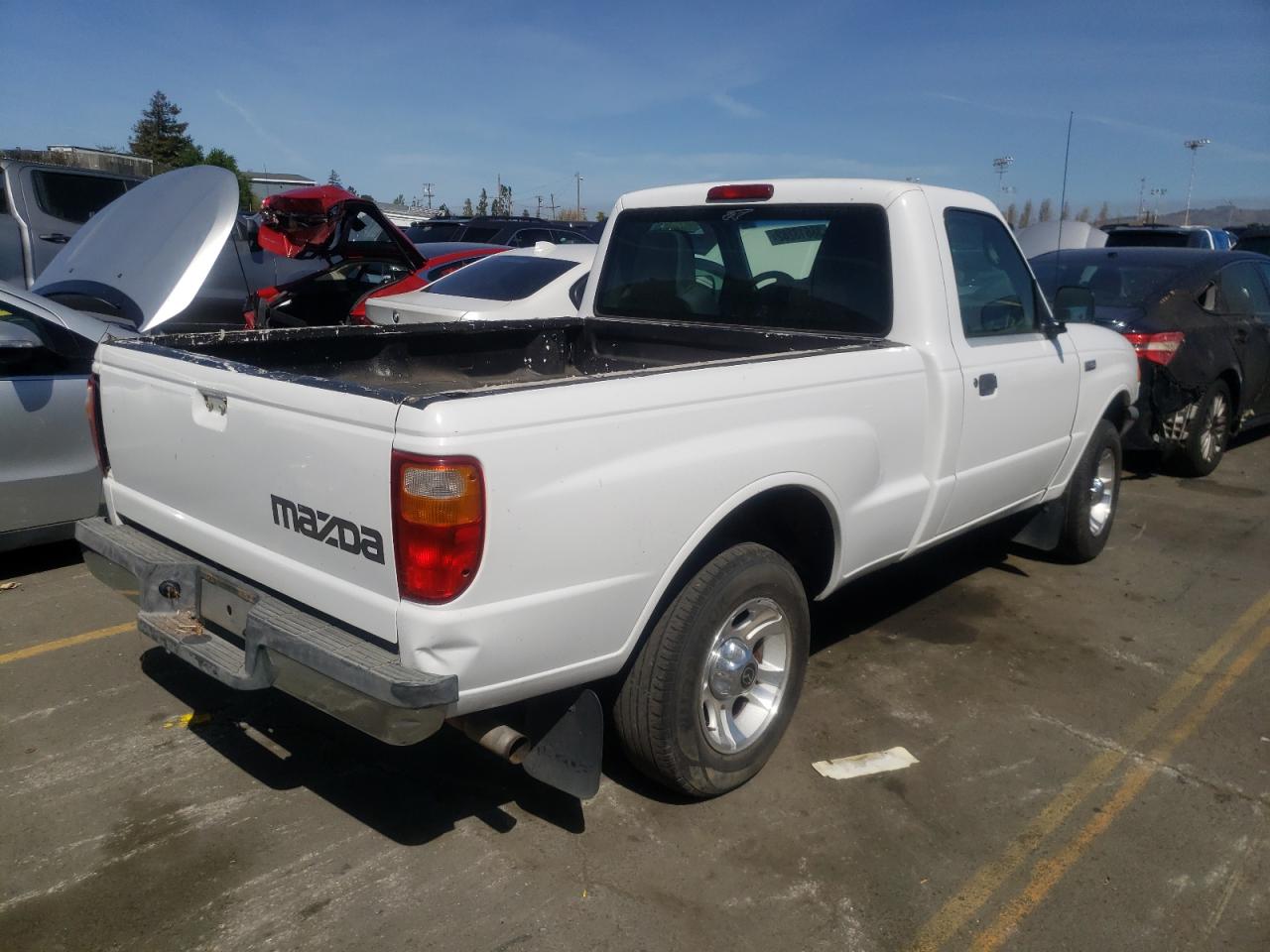 Photo 4 from auction – 2005 MAZDA B2300 with VIN 4F4YR12D55PM03380