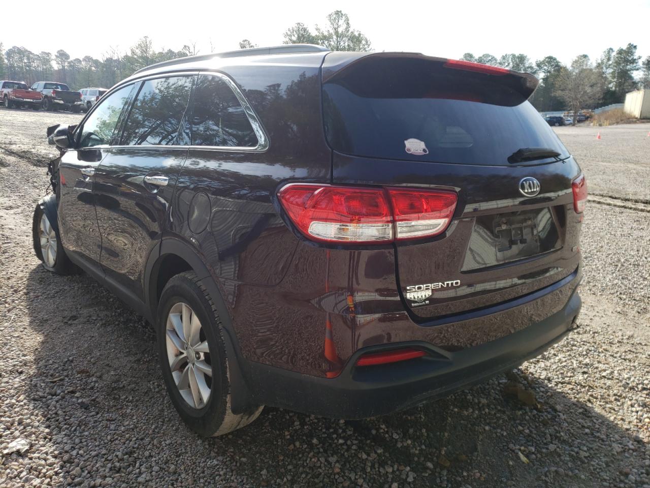 Photo 3 from auction – 2016 KIA SORENTO LX with VIN 5XYPG4A30GG025074