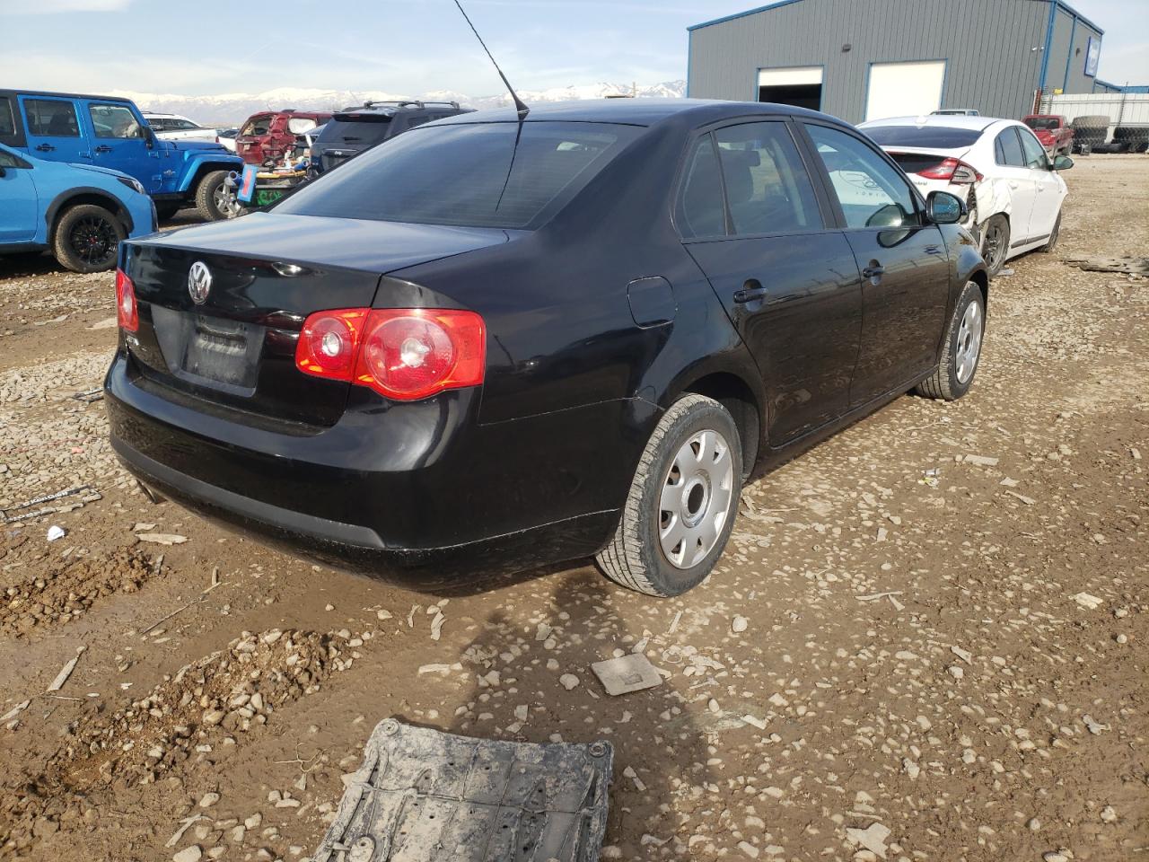 Photo 4 from auction – 2007 VOLKSWAGEN JETTA with VIN 3VWGF71KX7M127008