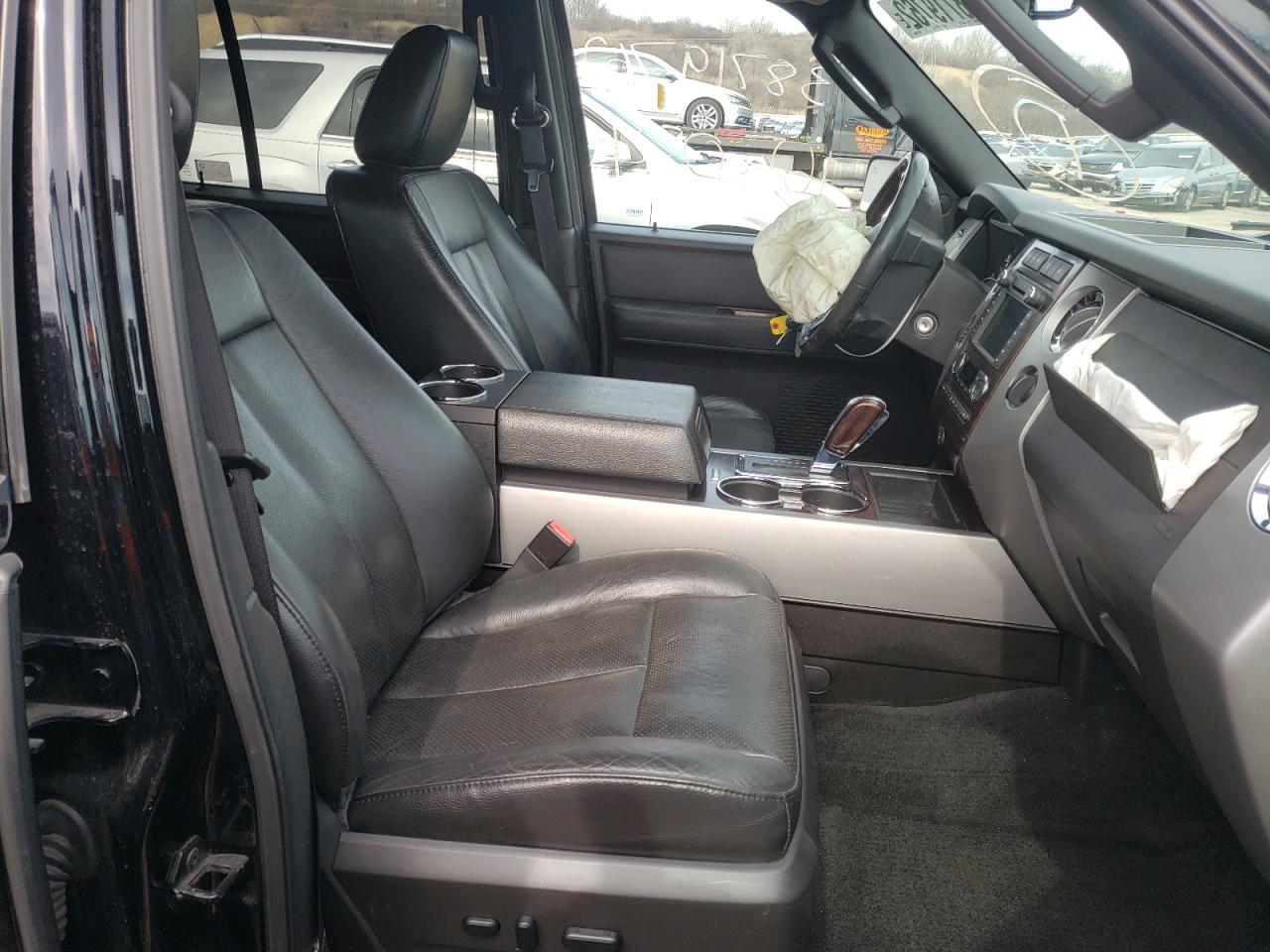 Photo 5 from auction – 2009 FORD EXPEDITION with VIN 1FMFU20599EB20820