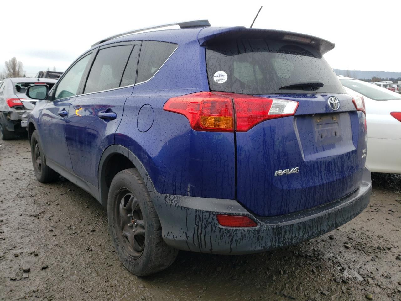 Foto 3 de la subasta – 2014 TOYOTA RAV4 LE con VIN 2T3BFREV2EW166698