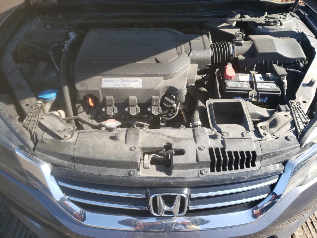 Photo 7 from auction – 2015 HONDA ACCORD EXL with VIN 1HGCR3F81FA029545