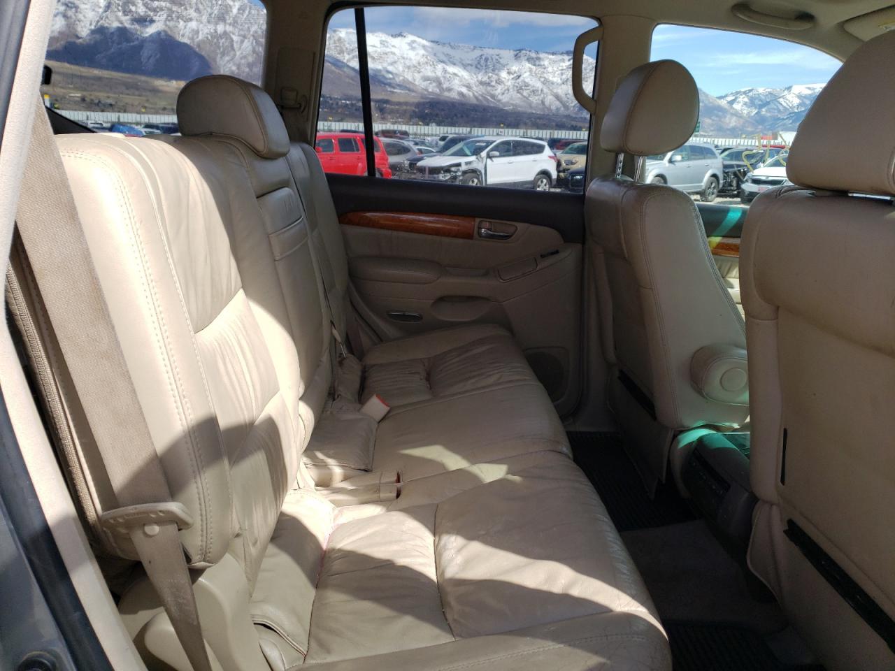 Photo 6 from auction – 2005 LEXUS GX 470 with VIN JTJBT20X050085659