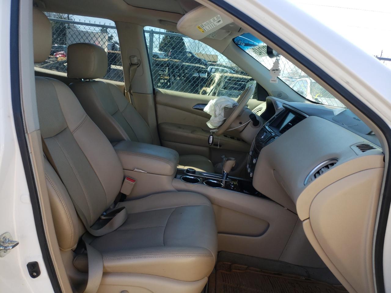Photo 5 from auction – 2013 NISSAN PATHFINDER with VIN 5N1AR2MM9DC669550