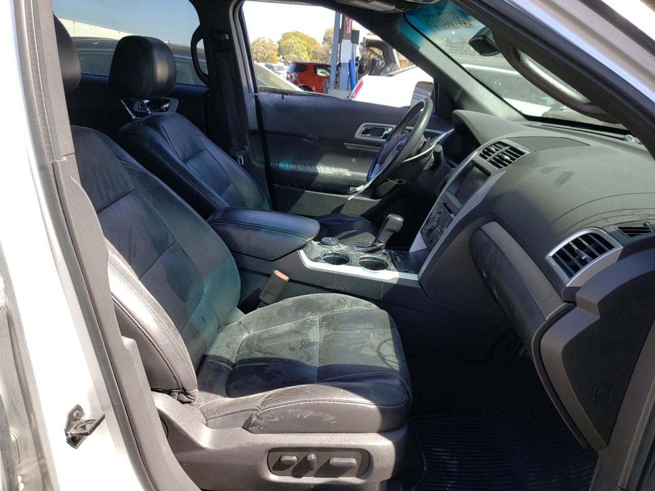 Photo 5 from auction – 2014 FORD EXPLORER S with VIN 1FM5K8GT5EGB01687