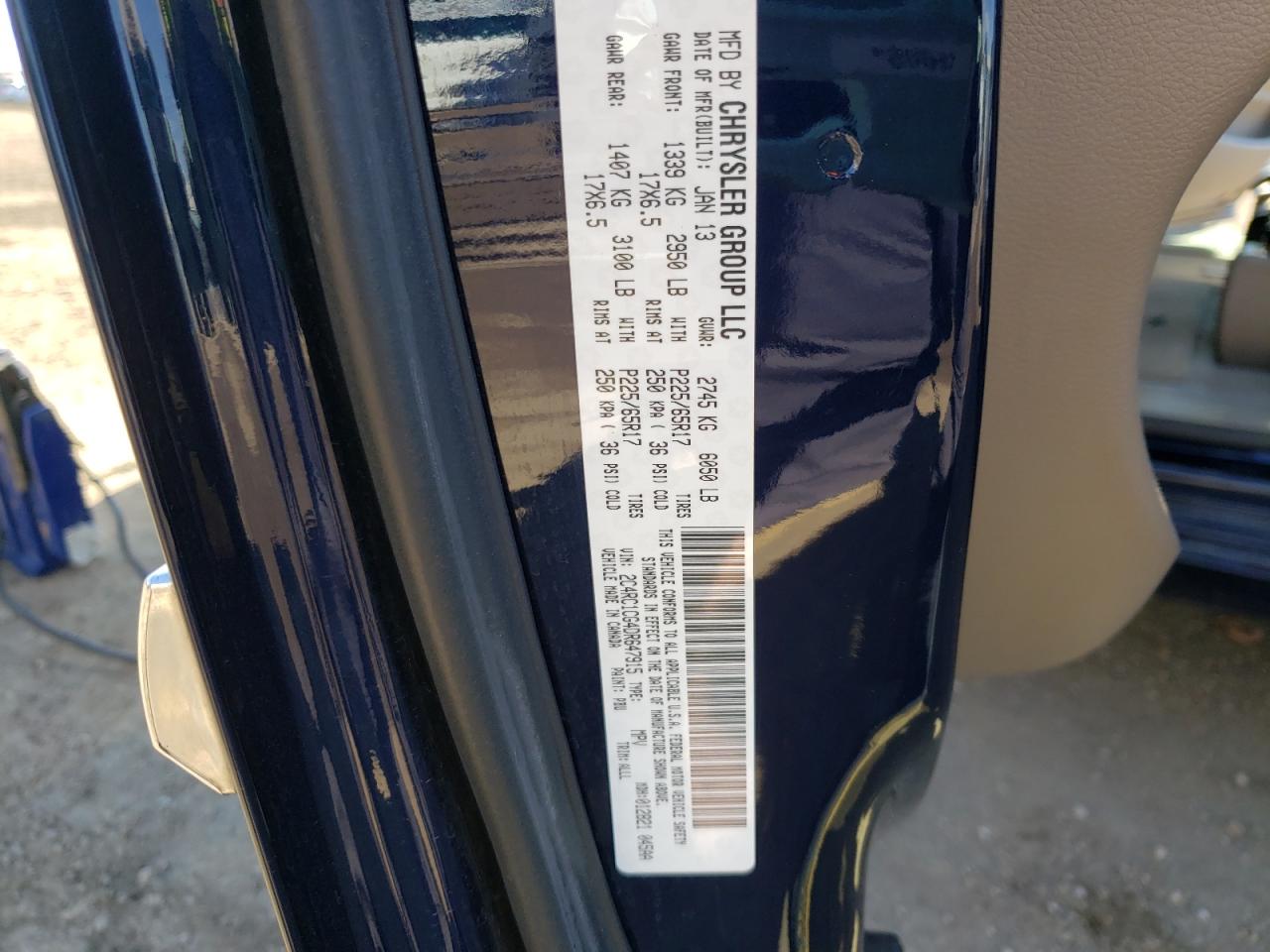 Photo 10 from auction – 2013 CHRYSLER TOWN & COU with VIN 2C4RC1CG4DR647915