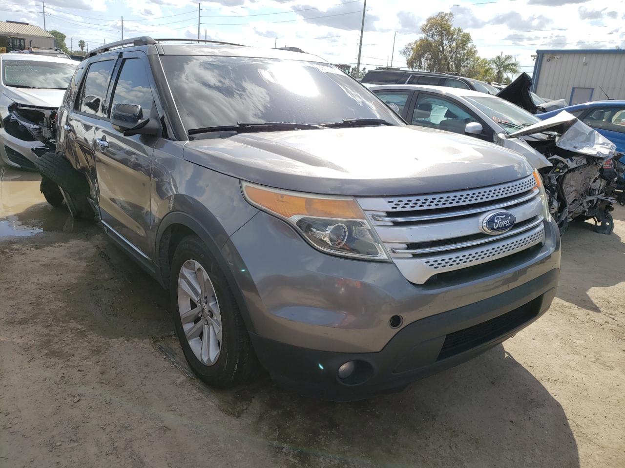 FORD EXPLORER X 2011 with VIN 1FMHK7D8XBGA39352 - Photo from auction