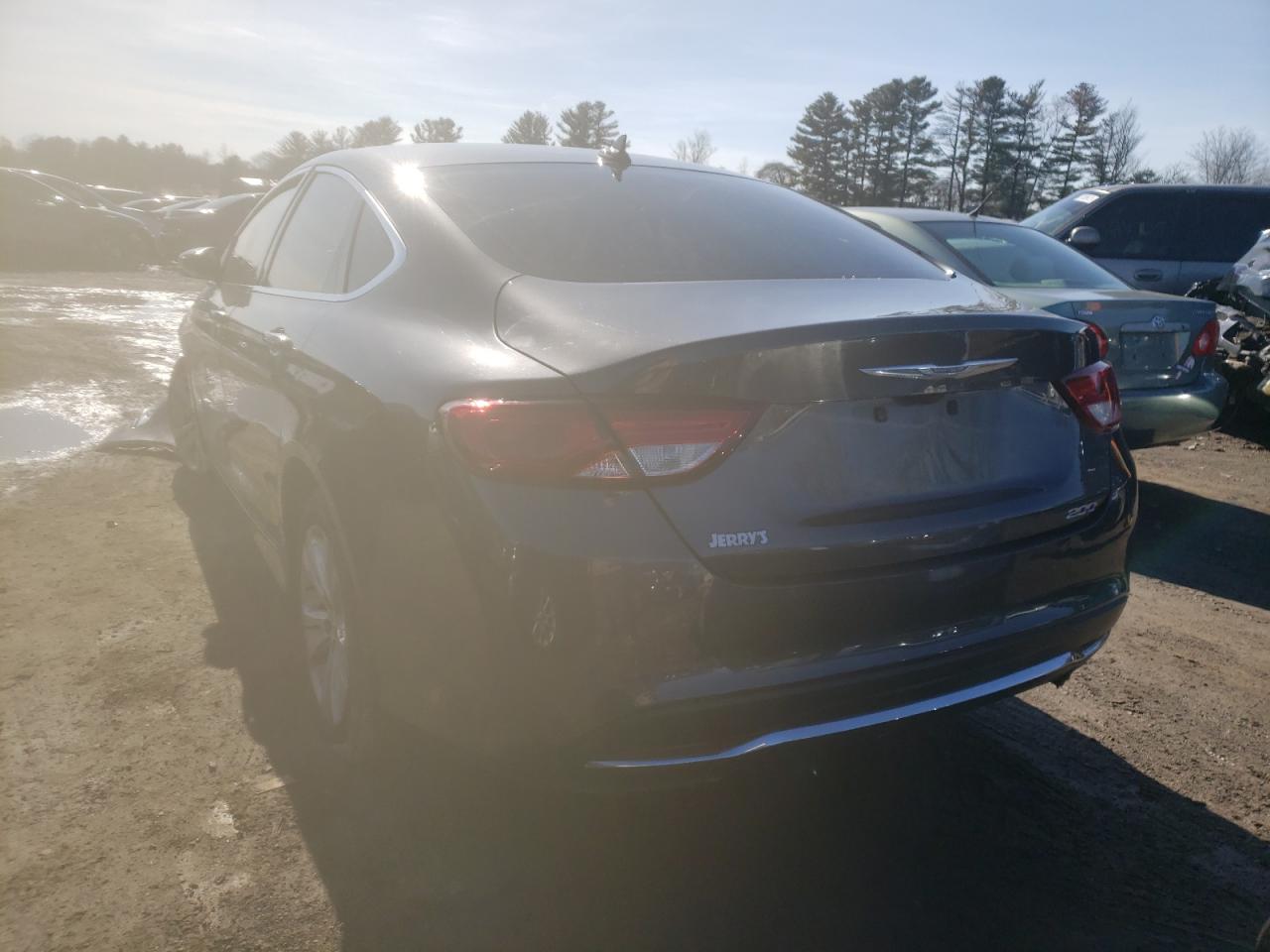 Photo 3 from auction – 2016 CHRYSLER 200 LIMITE with VIN 1C3CCCAB0GN184539