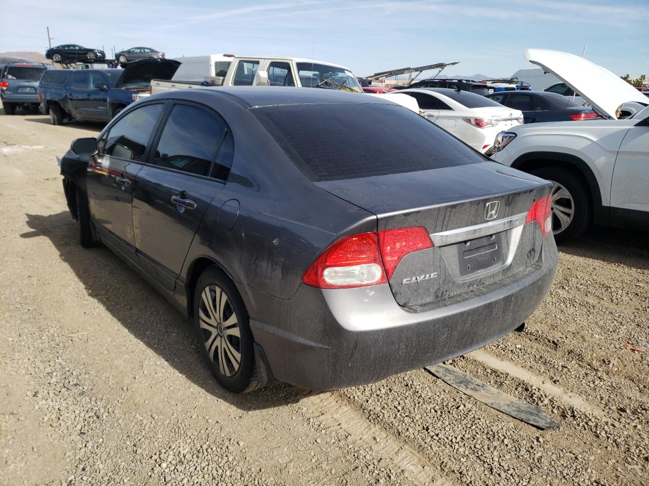 Photo 3 from auction – 2011 HONDA CIVIC LX with VIN 19XFA1F5XBE044629