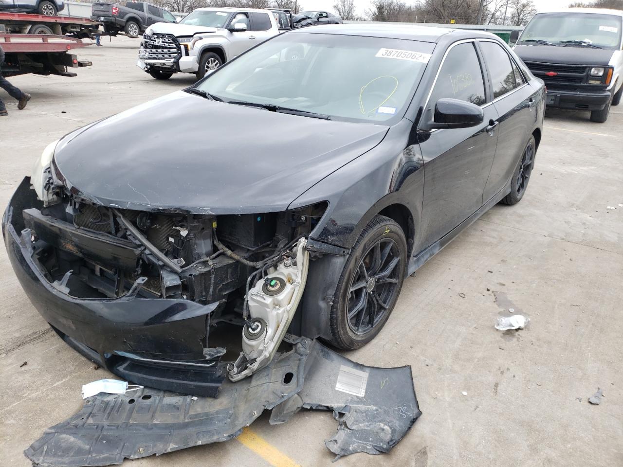 Photo 2 from auction – 2012 TOYOTA CAMRY BASE with VIN 4T1BF1FK8CU177717