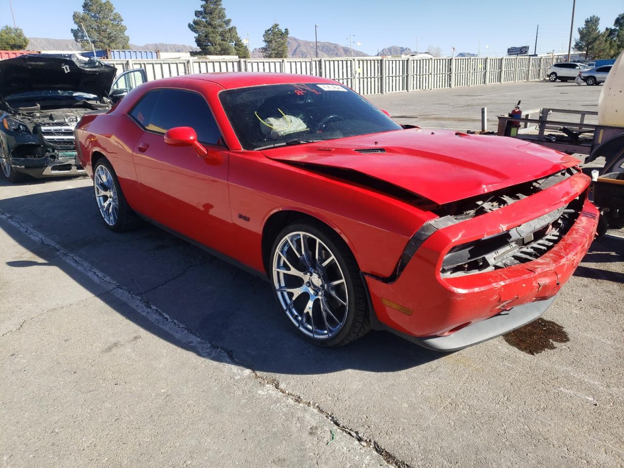 DODGE CHALLENGER 2014 with VIN 2C3CDYBT7EH152761 - Photo from auction