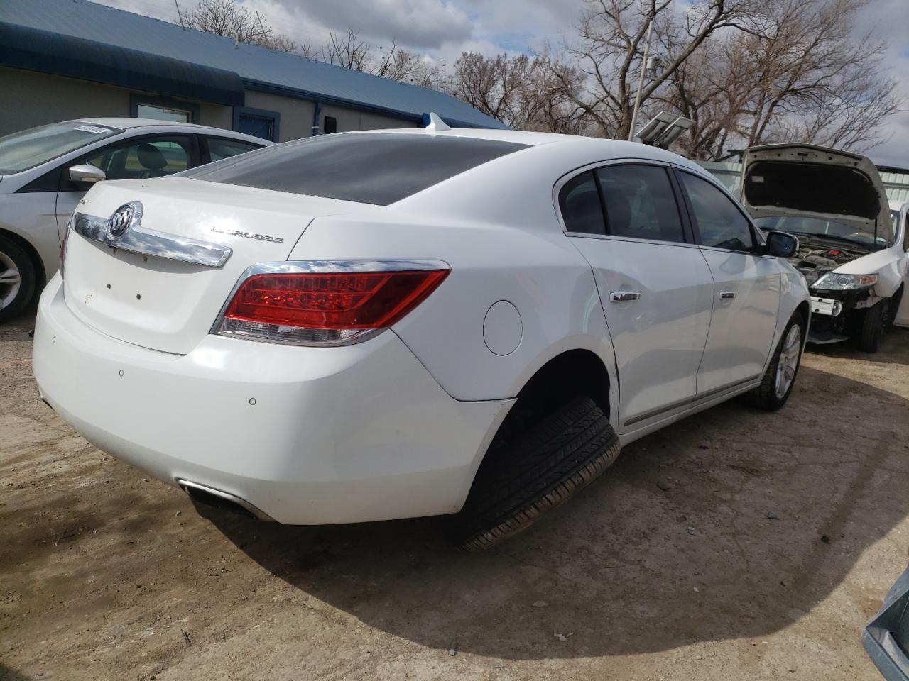 Photo 4 from auction – 2013 BUICK LACROSSE with VIN 1G4GC5E33DF154528