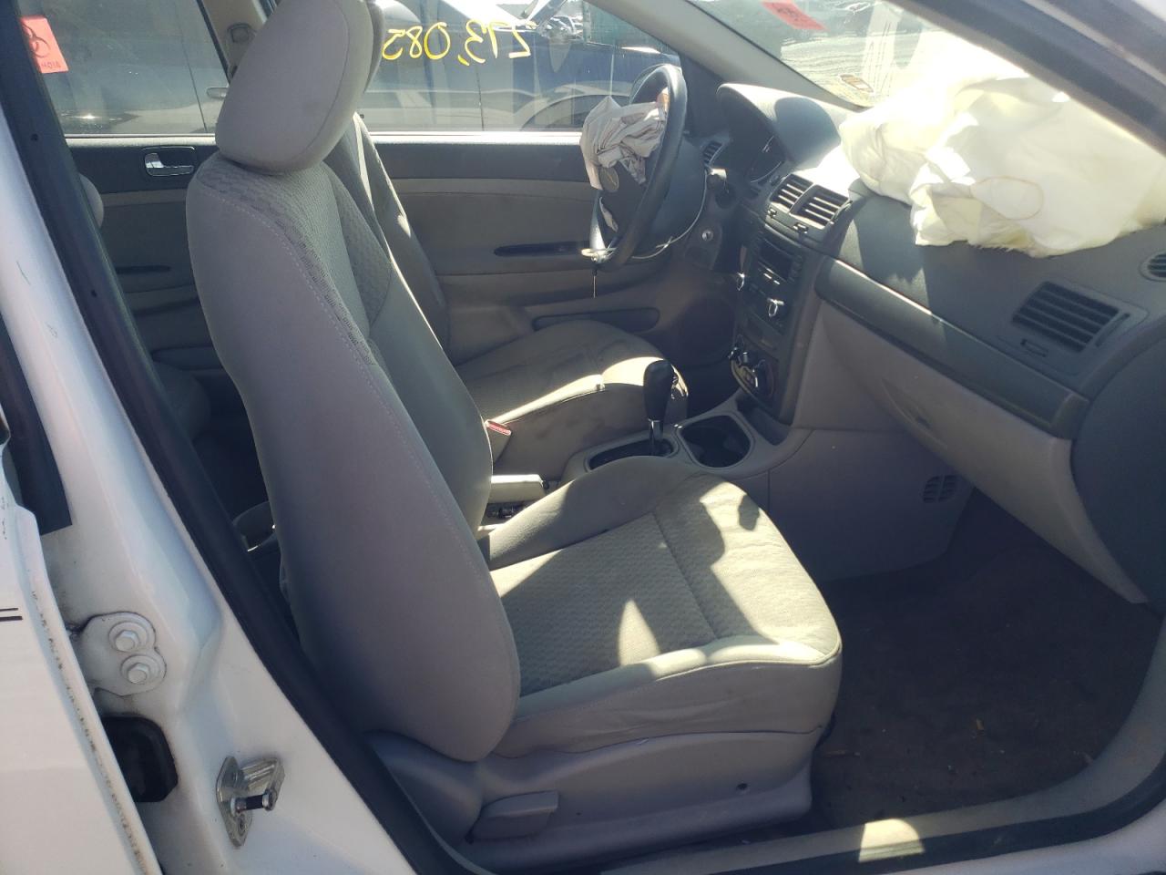 Photo 5 from auction – 2005 CHEVROLET COBALT LS with VIN 1G1AL52FX57537637
