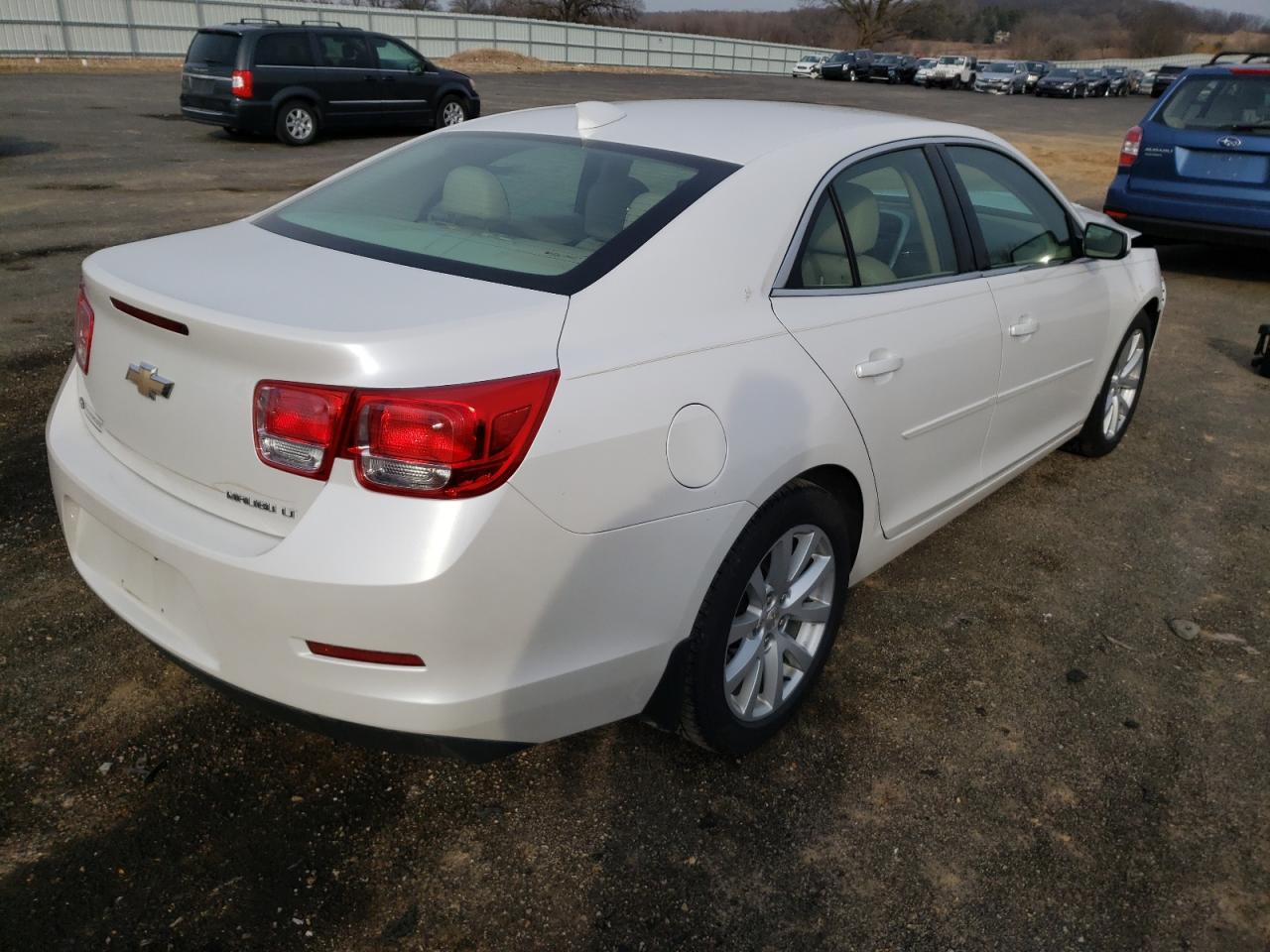 Photo 4 from auction – 2015 CHEVROLET MALIBU 2LT with VIN 1G11D5SL5FF182497