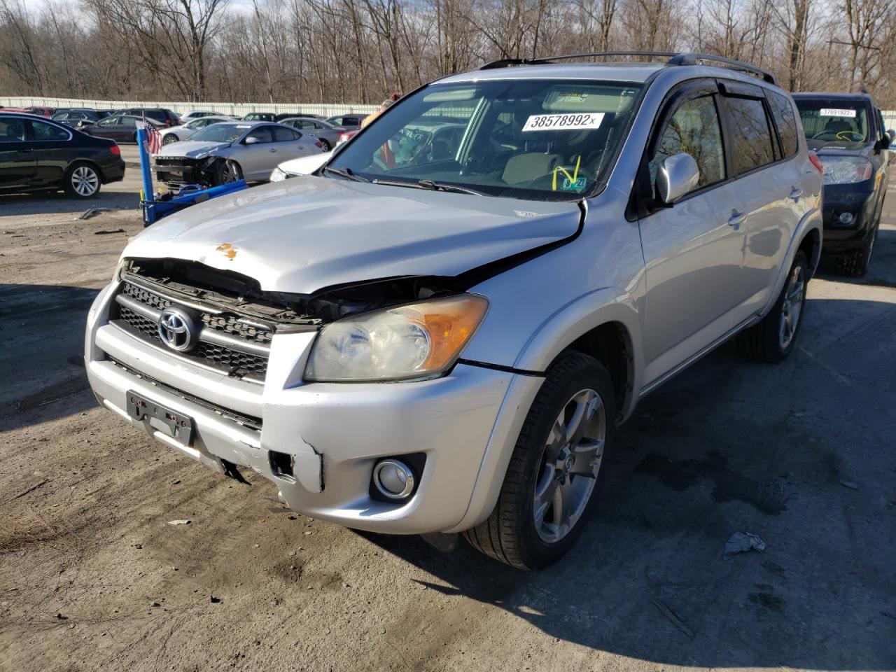 Photo 2 from auction – 2011 TOYOTA RAV4 SPORT with VIN JTMRF4DV8B5047883