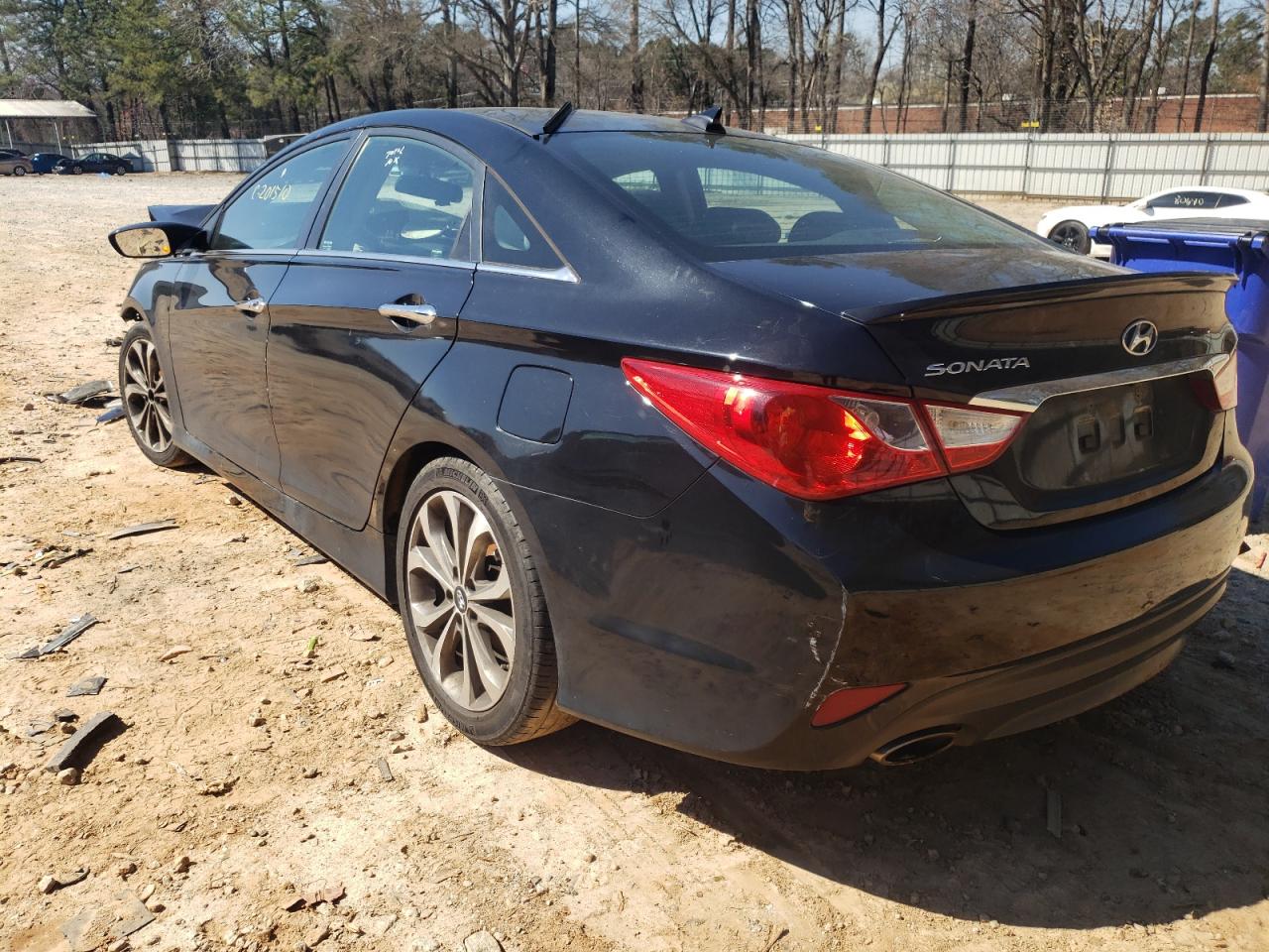 Photo 3 from auction – 2014 HYUNDAI SONATA SE with VIN 5NPEC4AC9EH814686