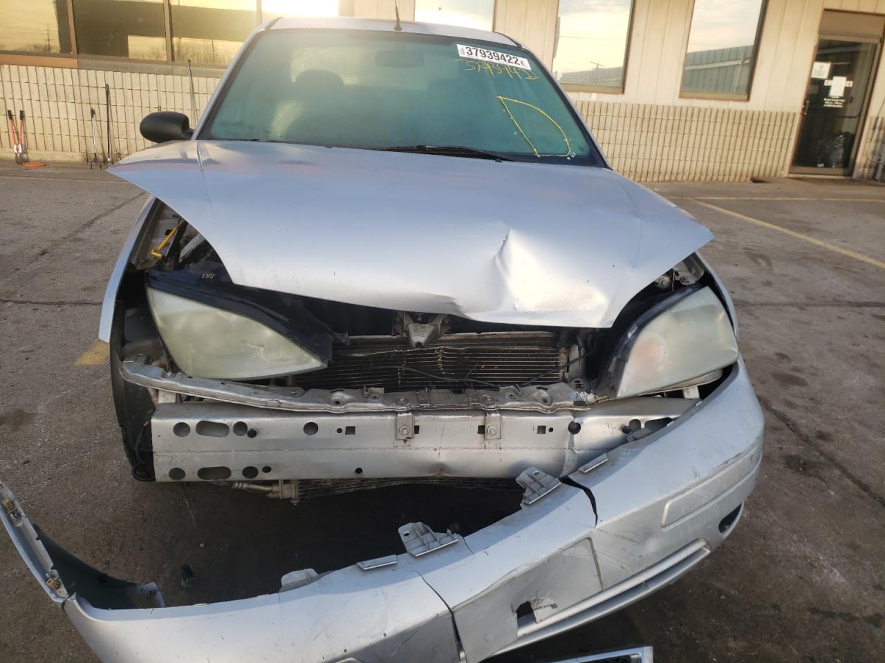 Photo 9 from auction – 2007 FORD FOCUS ZX4 with VIN 1FAHP34N17W210853