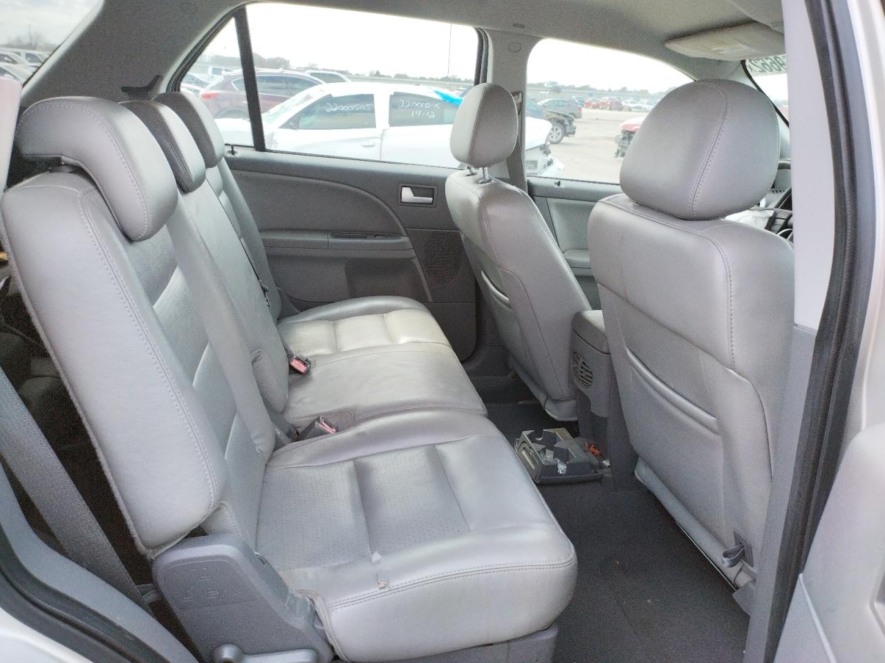 Photo 6 from auction – 2006 FORD FREESTYLE with VIN 1FMDK021X6GA15358