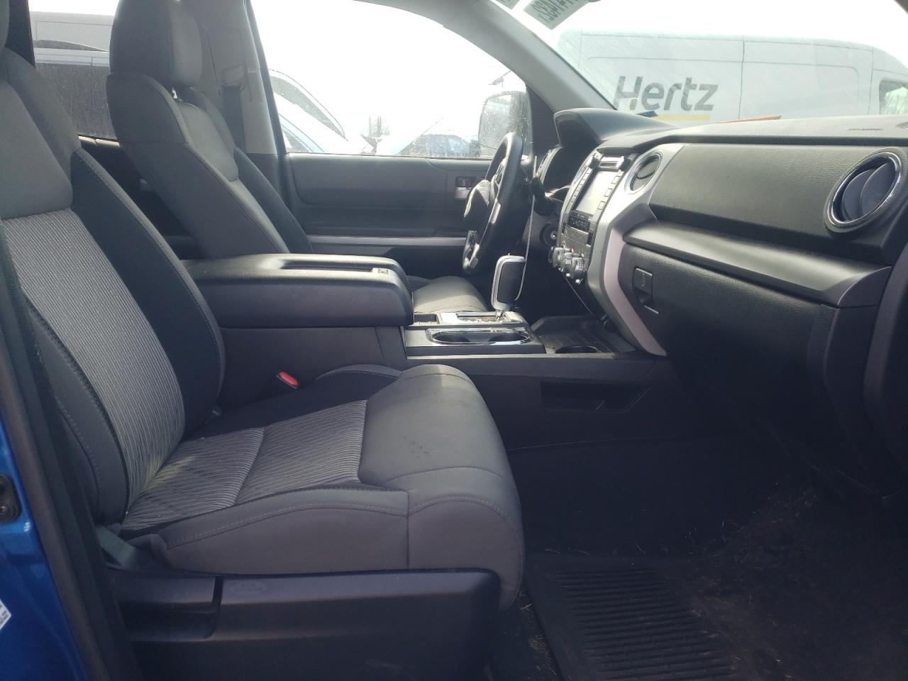 Photo 5 from auction – 2016 TOYOTA TUNDRA DOU with VIN 5TFUW5F16GX511100